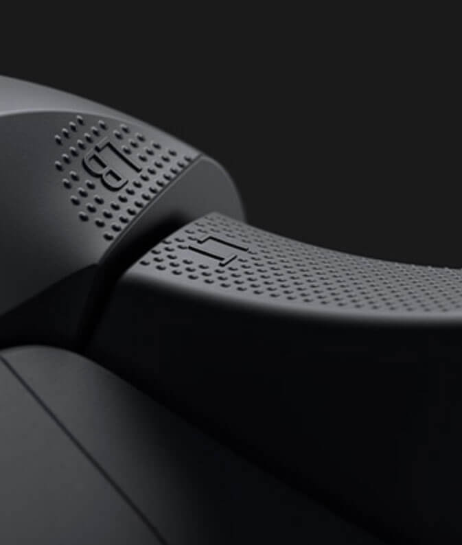 Texture bumper and trigger on the Xbox Wireless Controller